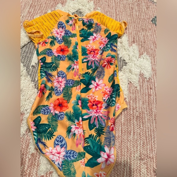 Art Class Tropical Floral Swimwear size 10/12 girls - Picture 2 of 4